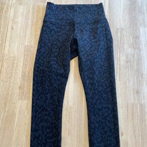 Wunder Under High Rise, 7/8 (25 inch), camo, 4